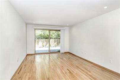 Boston Manor Apartments - Photo 2 of 14
