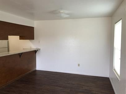 550 Hospital Boulevard - Photo 3 of 4