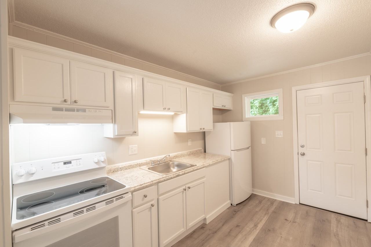 1612 Betz St #1612BETZST - Photo 2 of 15