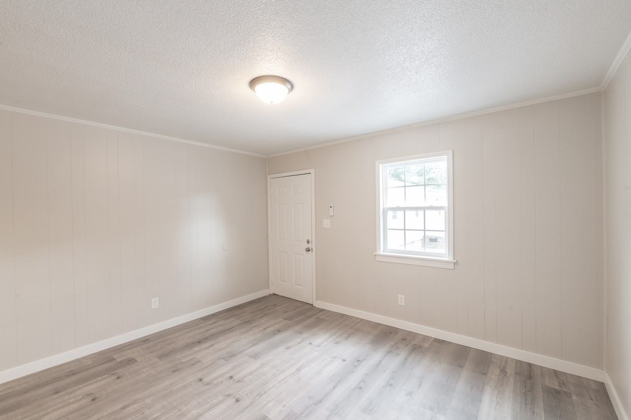 1612 Betz St #1612BETZST - Photo 5 of 15