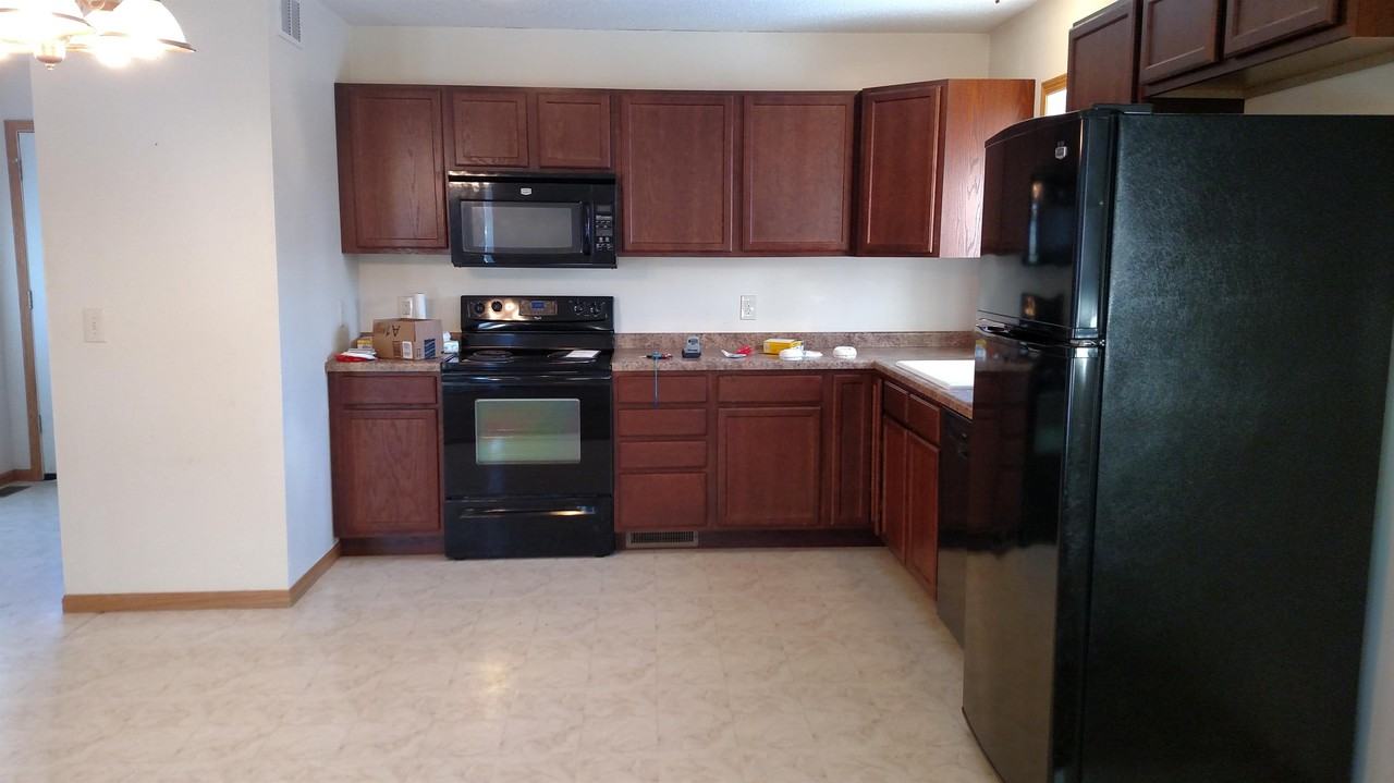 320 Gould Ave Se #1 - Photo 2 of 9