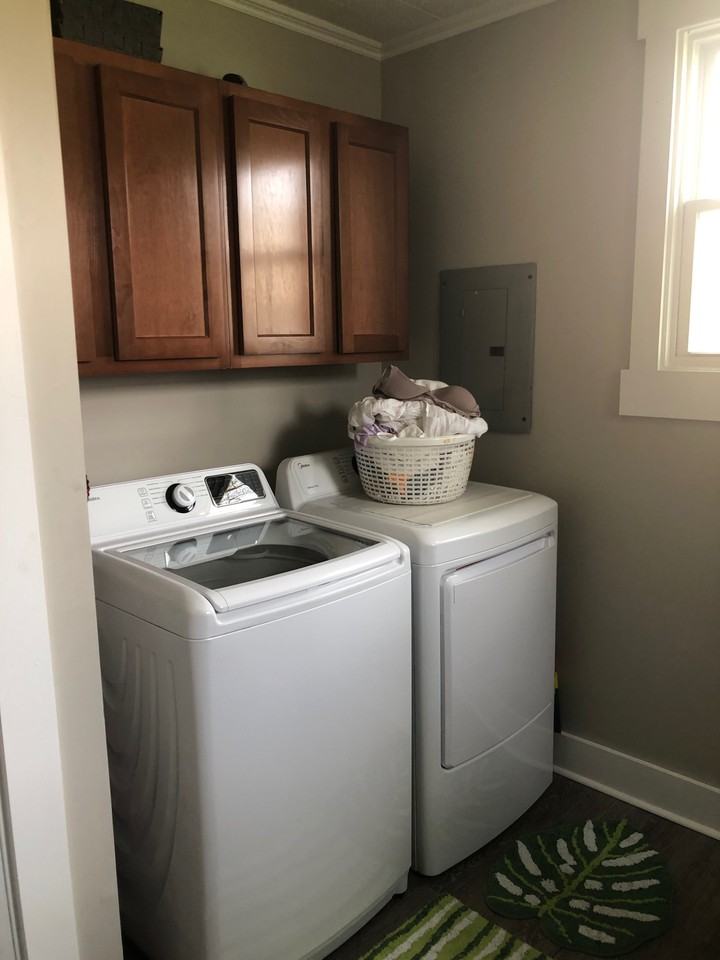621 E Franklin St #621 - Photo 7 of 11
