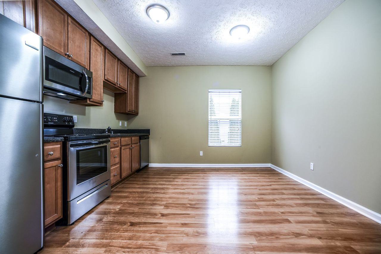 102 Silver Creek Court -  1B #102-1B - Photo 3 of 16