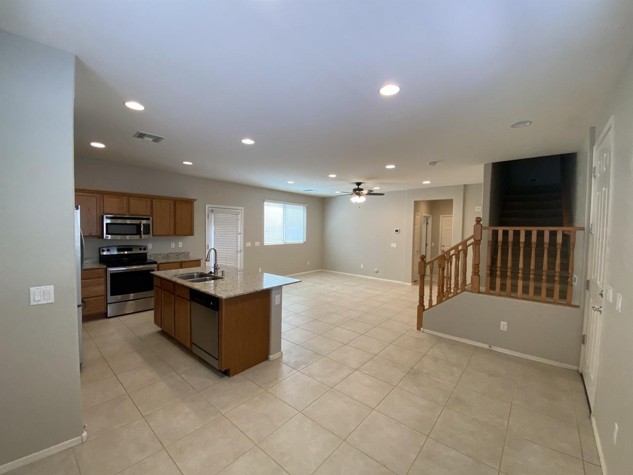 7363 W Cambridge Ave #1 - Photo 3 of 18