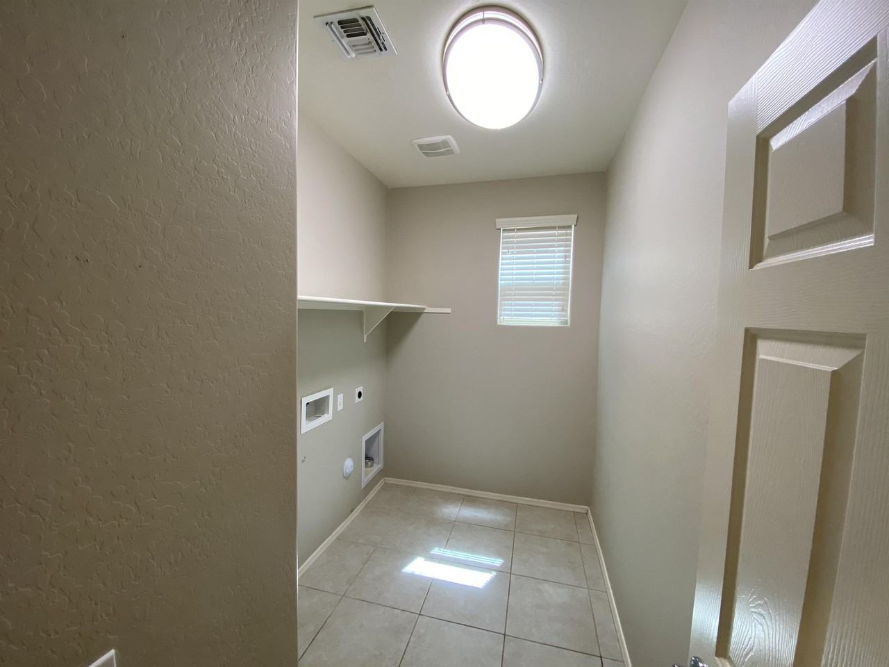 7363 W Cambridge Ave #1 - Photo 7 of 18