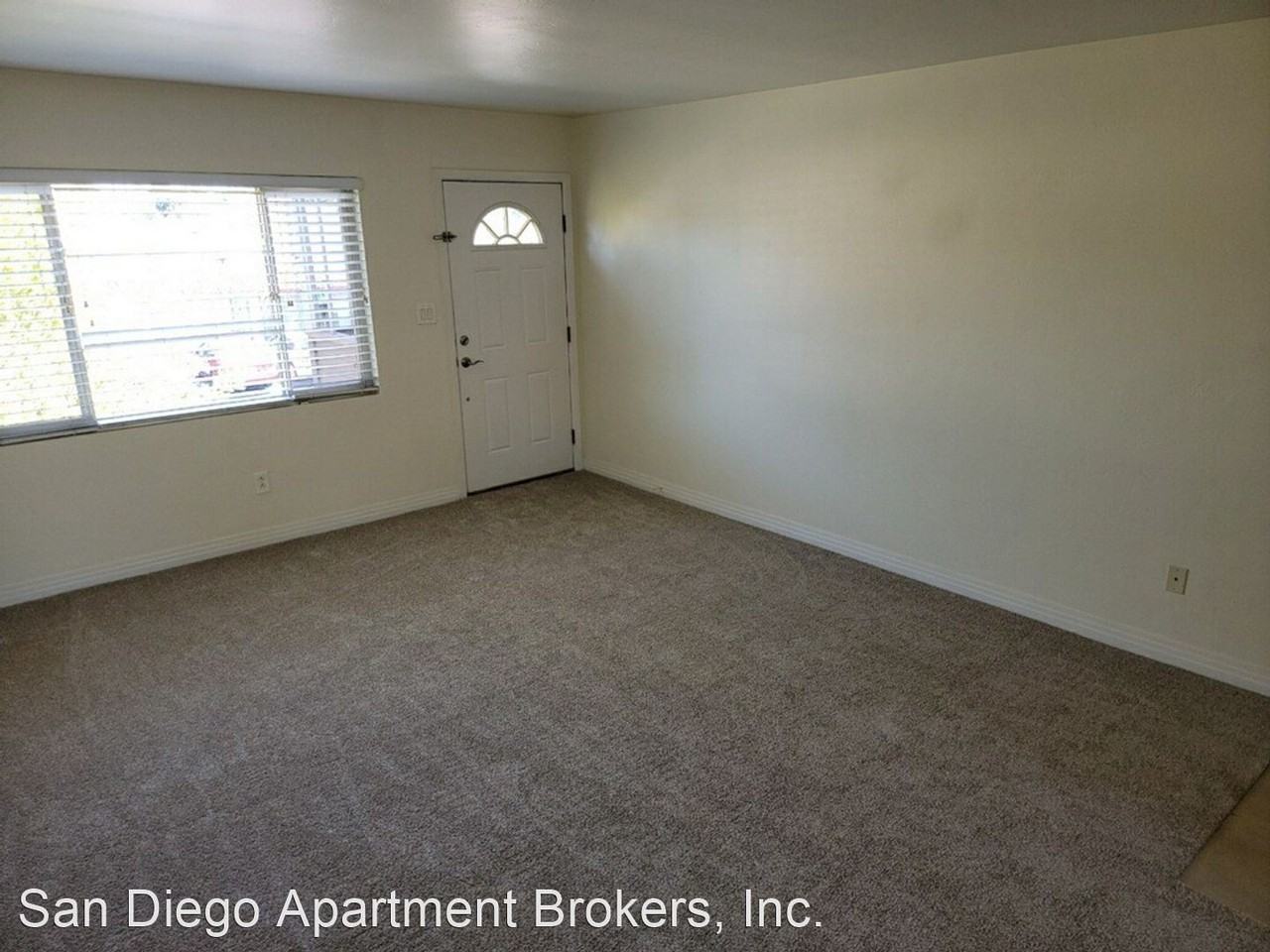 4694 Edgeware Rd - Photo 3 of 16