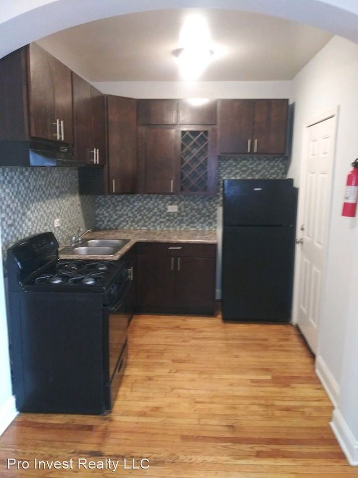 7156-58 S.Cornell 1614-1616 East 72nd Street - Photo 3 of 5