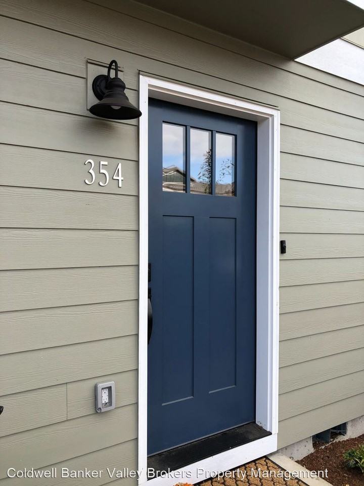 354 N 3rd St - Photo 2 of 21