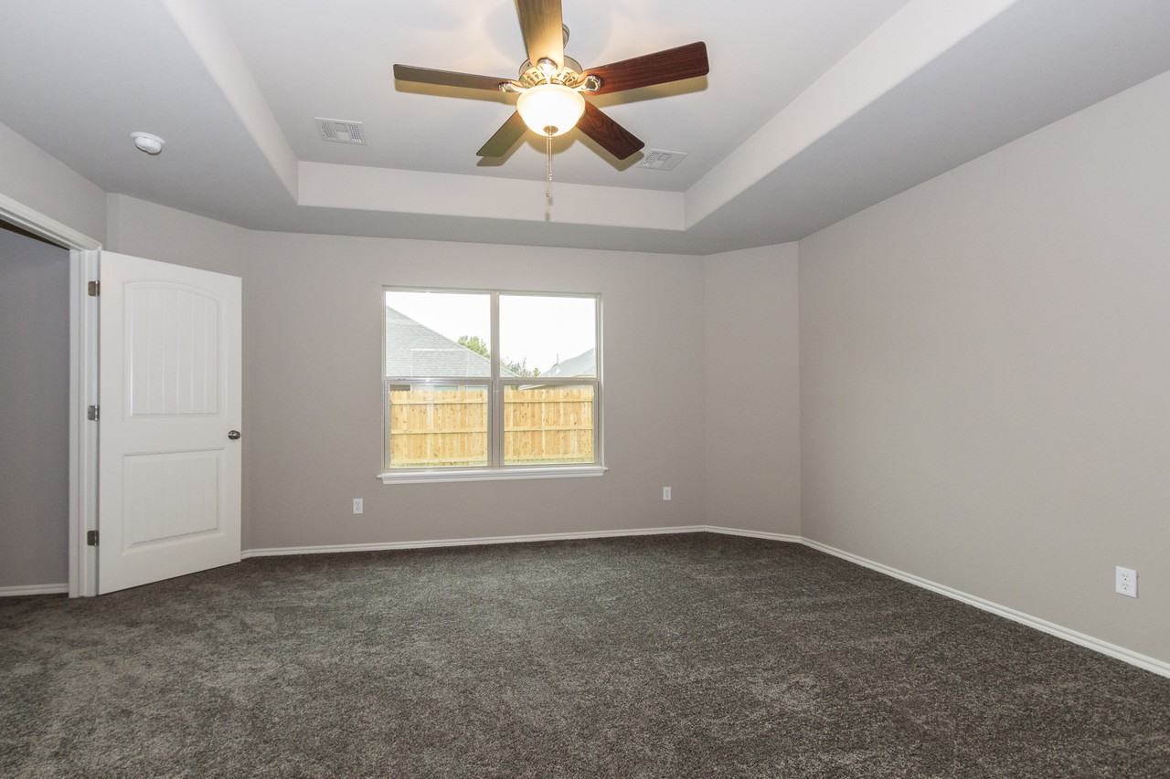 27973 East 149th St S - Photo 3 of 7