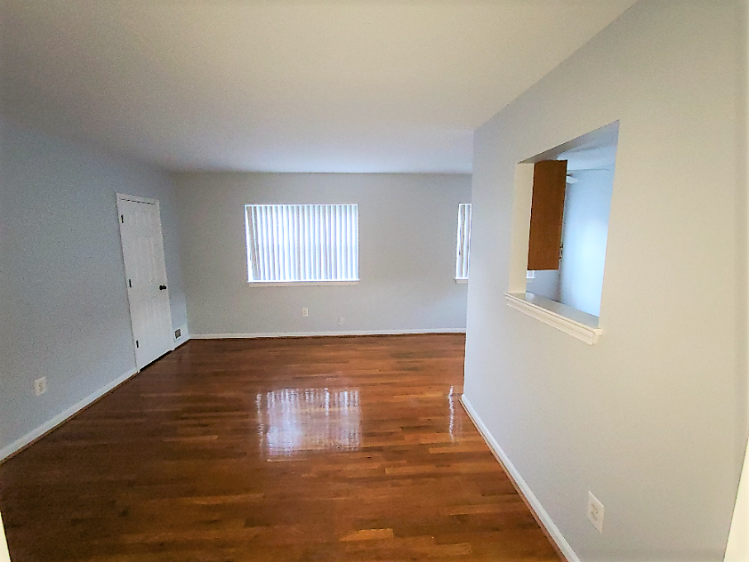 150 Joliet St SW - Photo 2 of 11