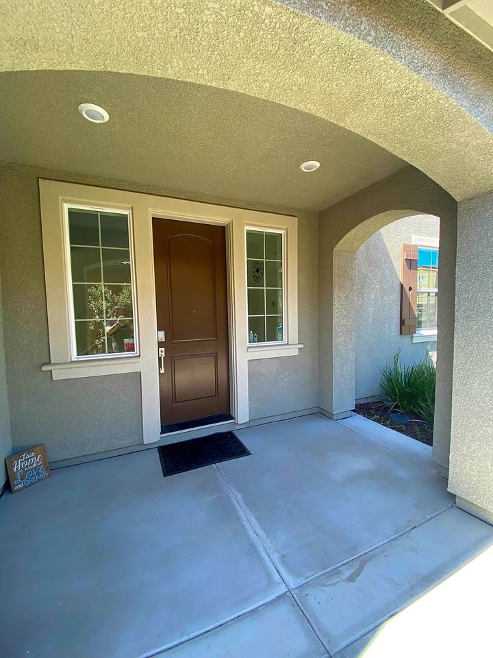 7051 Daphne St - Photo 2 of 8