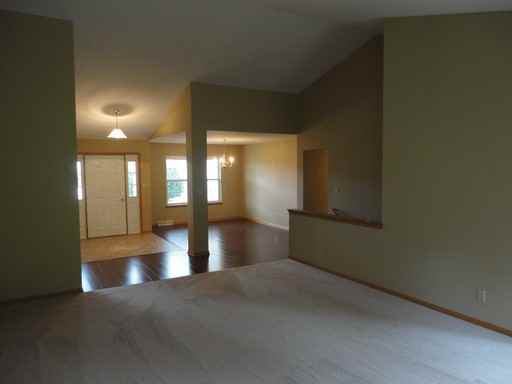 1281 Orchard Cir - Photo 3 of 19