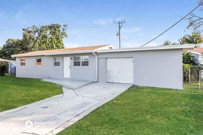 3680 Sw 16th St - Photo 2 of 17