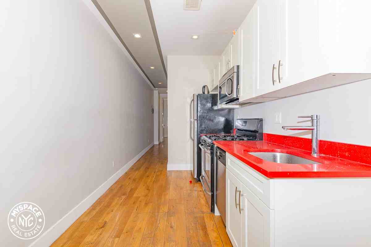 360 Central Ave #2L - Photo 3 of 12