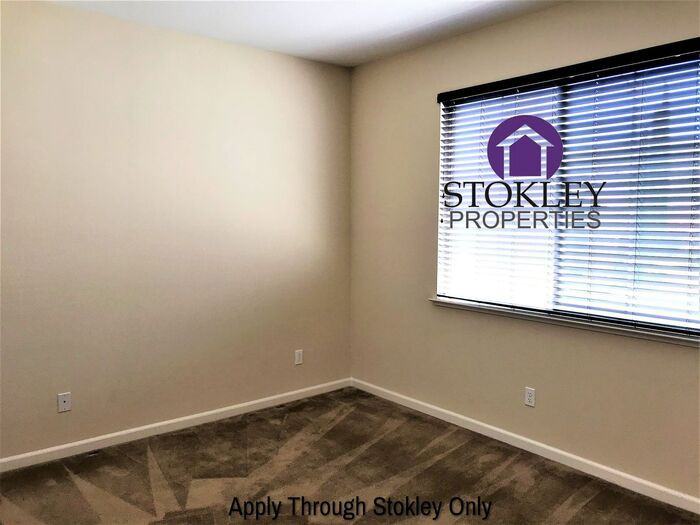 2573 Tampico Dr - Photo 2 of 23