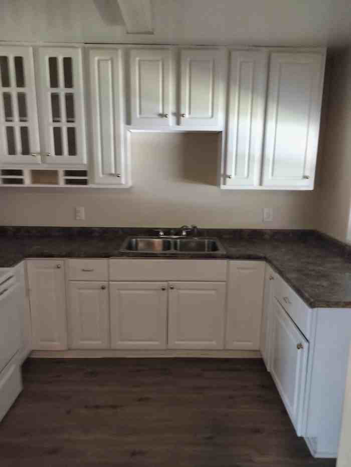 4807 Cottonwood Dr Nw - Photo 2 of 8