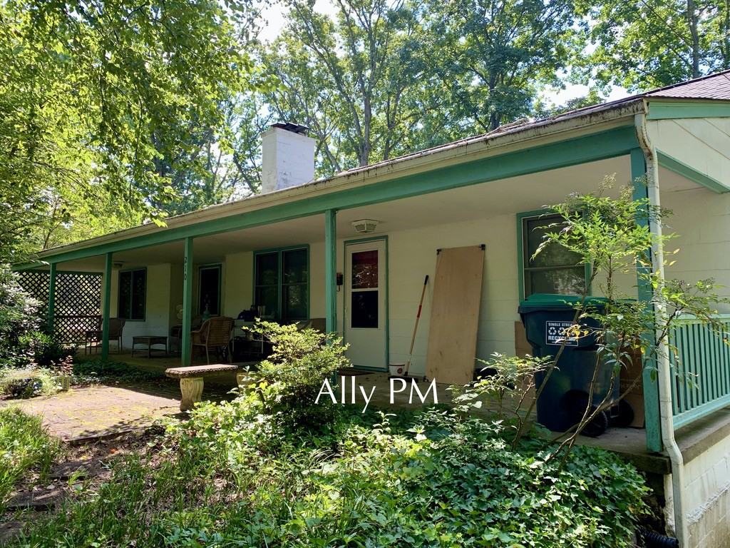 210 Raymond Ave #1 - Photo 2 of 17