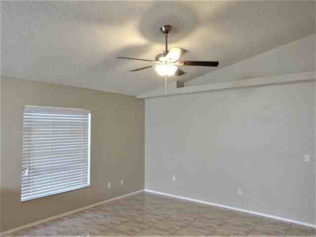 413 Marlberry Leaf Ave - Photo 2 of 14
