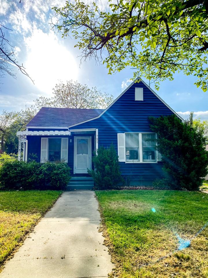 722 Lakey St, Denton, TX 76205, USA 2 unit Rentals Zumper