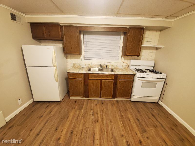 3303 3303 4th Ave 3 - Photo 2 of 7