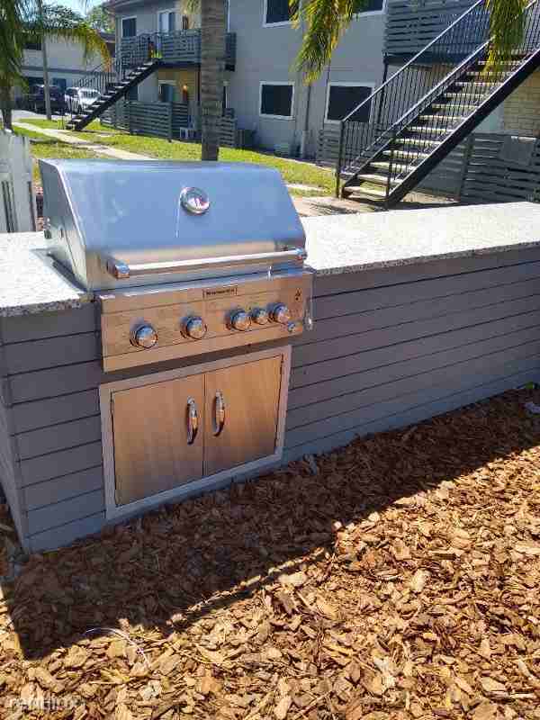 6522 6522 54th Ave. N. 34 - Photo 3 of 23