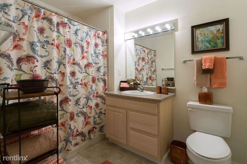 112 112 Hilltop Drive 112 - Photo 3 of 5