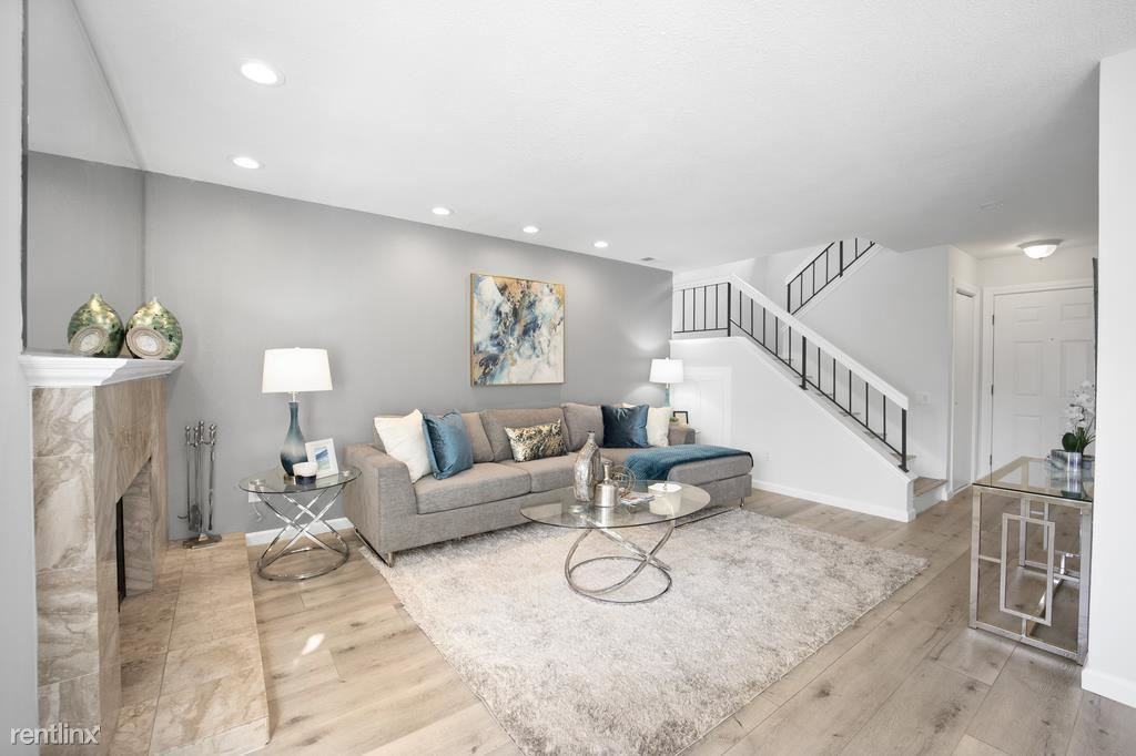 4944 Red Creek Dr - Photo 3 of 11