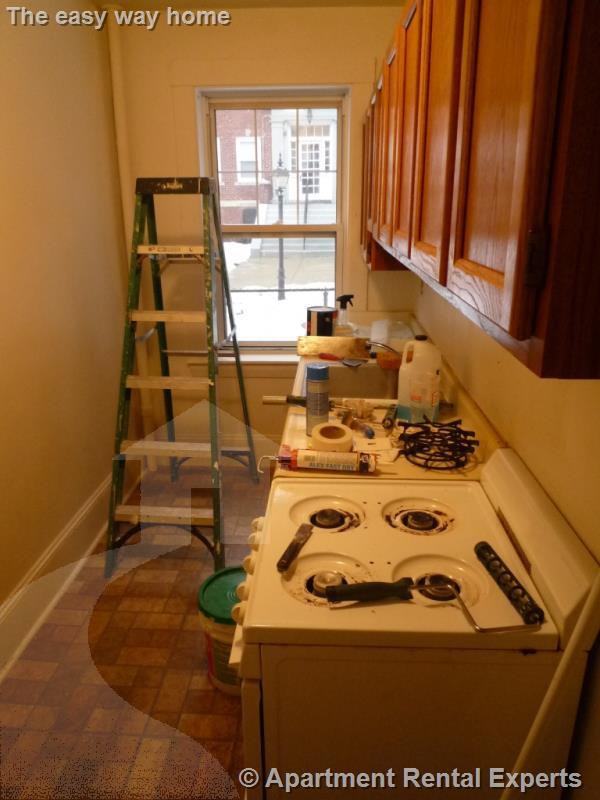 157 Summer St #3R - Photo 4 of 5