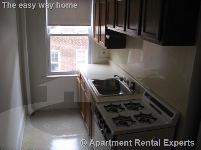 155 Summer St #9R - Photo 2 of 6