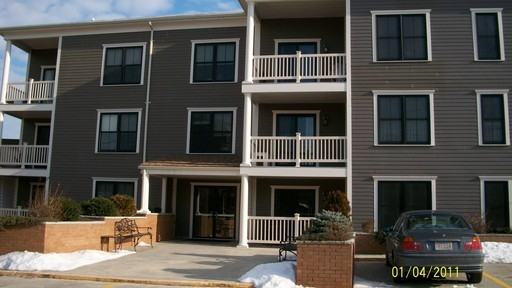 75 Main St #202 - Photo 2 of 11