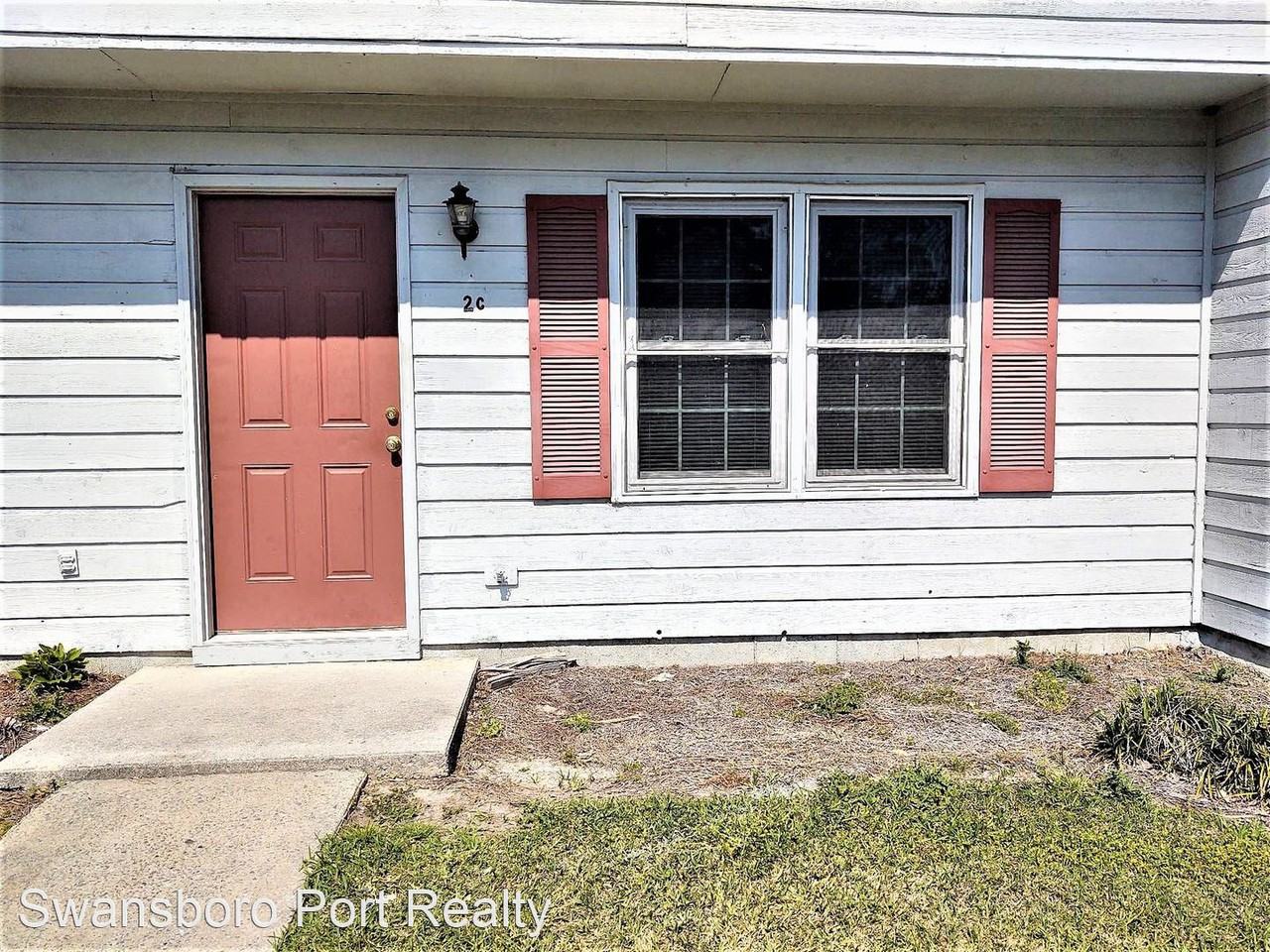 2 Portwest Townhouses Apt C - Photo 3 of 23