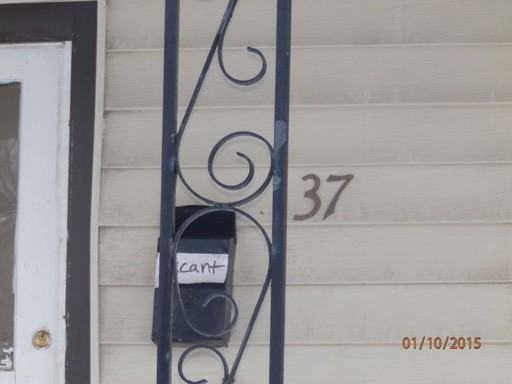 37 Clay St - Photo 2 of 11