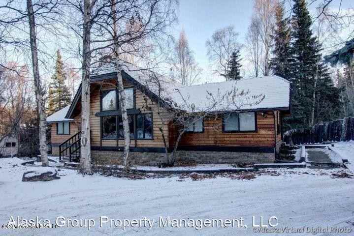 10901 Livingston - Photo 2 of 21