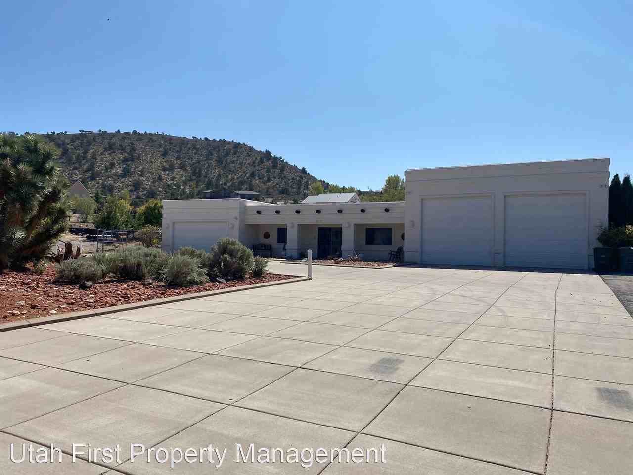 945 W Sapphire - Photo 2 of 36