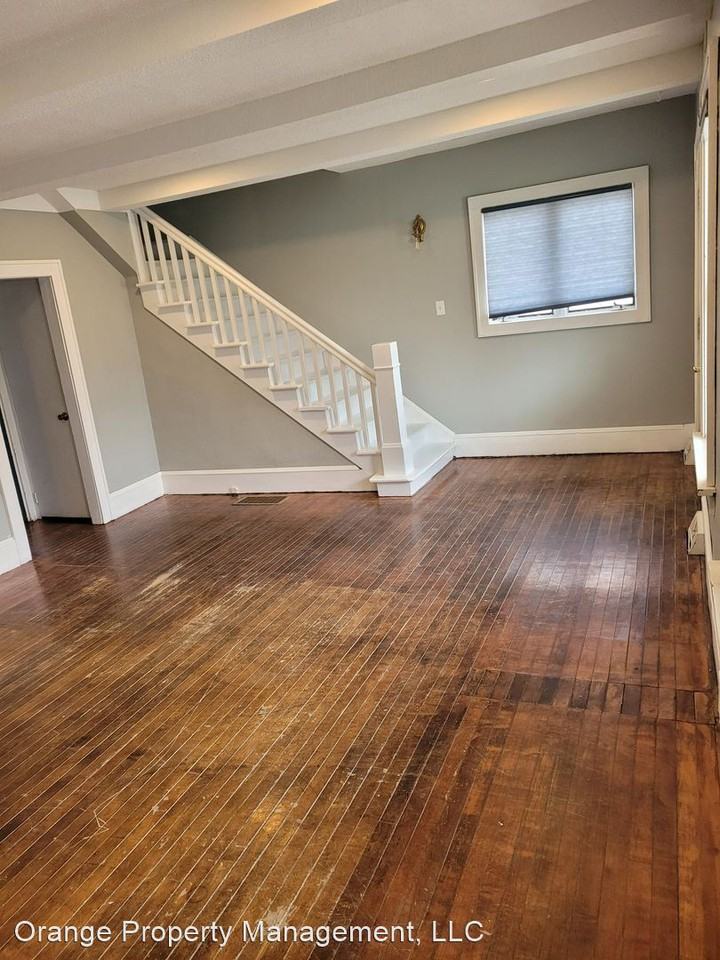 1537 3rd Ave N - Photo 2 of 14