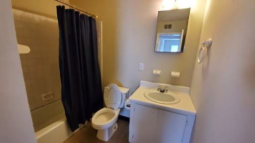 2900 18th Ave - Photo 2 of 4