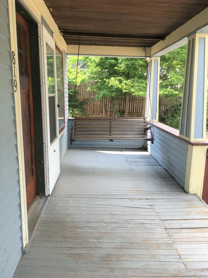 819 Hoffman Ct - Photo 2 of 13