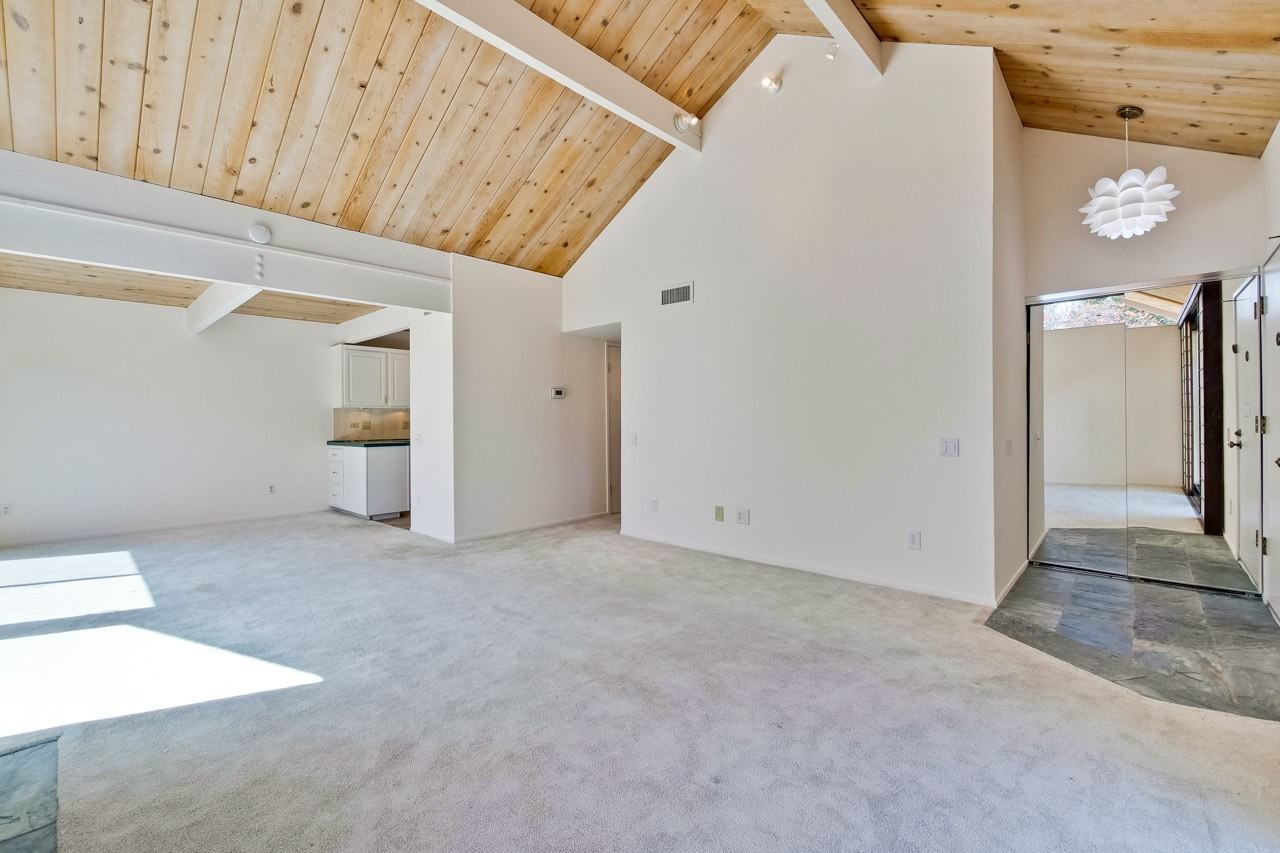 720 Blair Ct #E - Photo 3 of 28