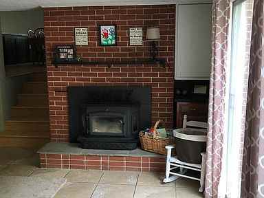 3490 Mount Hickory Blvd - Photo 3 of 7