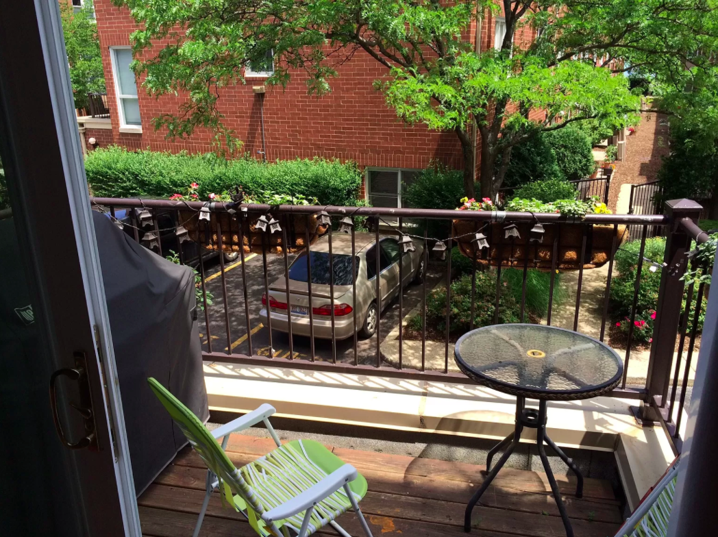 1777 W Altgeld St - Photo 2 of 14