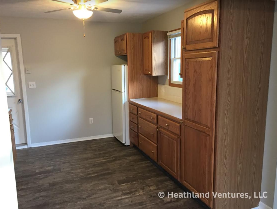 331 Pickett St Sw #1 - Photo 5 of 12