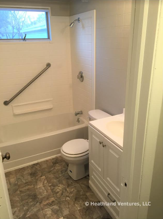 331 Pickett St Sw #1 - Photo 7 of 12
