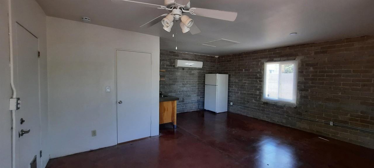 1401 E. Hubbell St. - Guest House - Photo 5 of 11