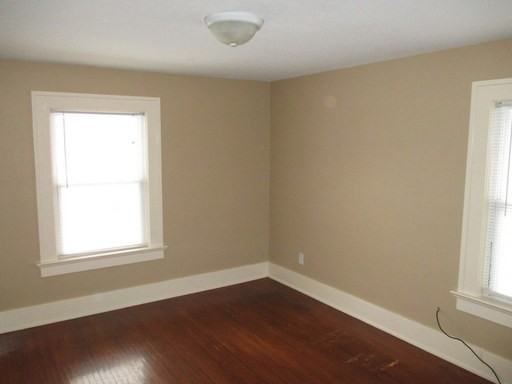 2407 S Wayne Ave - Photo 2 of 8