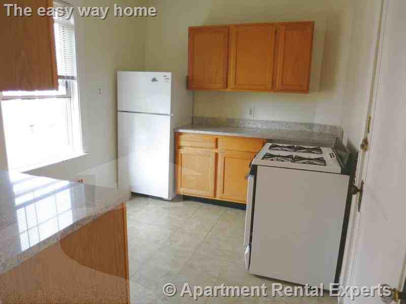 157 Summer St #16F - Photo 3 of 9