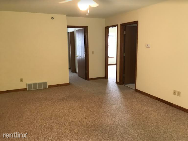 525 Sir Benjamin Way #3 - Photo 3 of 18