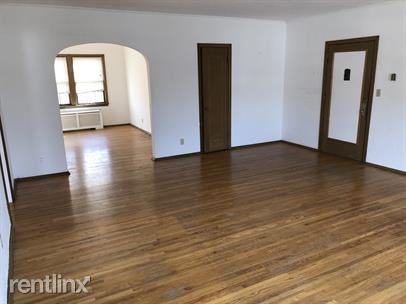 2825 2825 Cedar Lake Parkway 201 - Photo 3 of 14