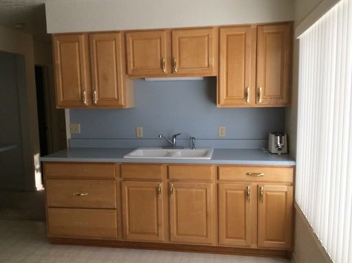 515 W Mission Ave - Photo 3 of 5