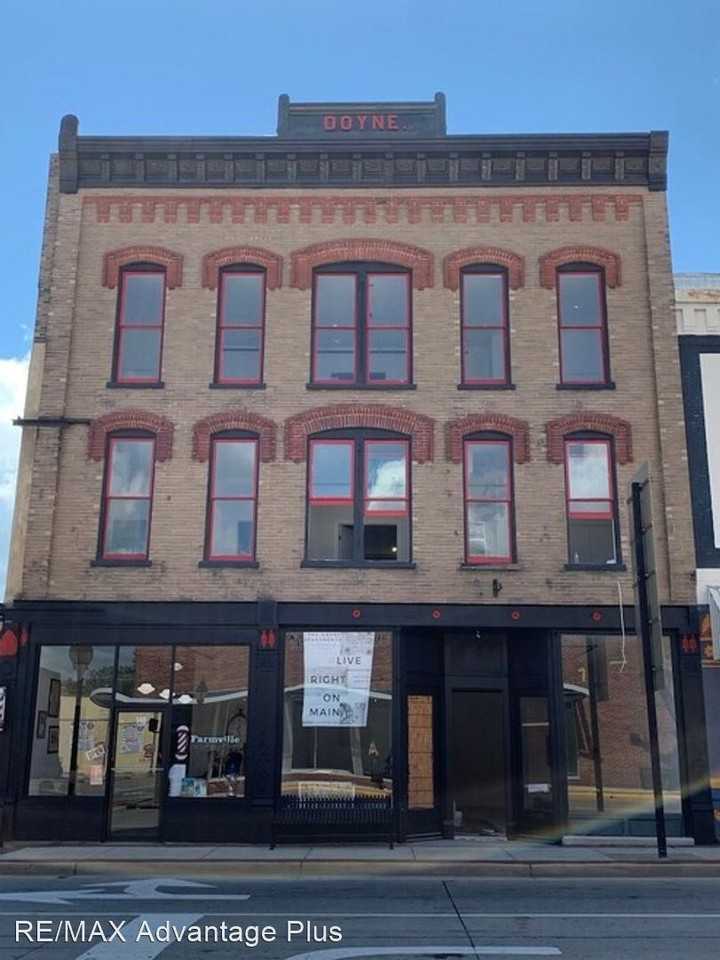 142 N. Main ST Apartments for Rent - 142 N Main St, Farmville, VA 23901