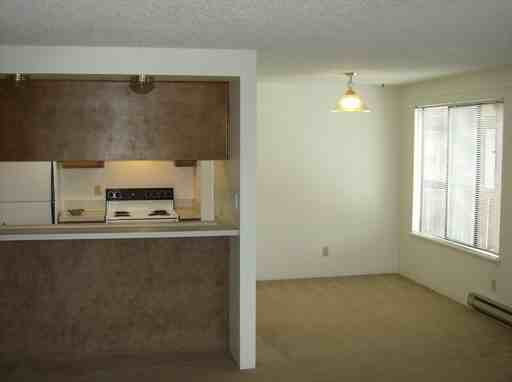 467 31st St - Photo 2 of 8